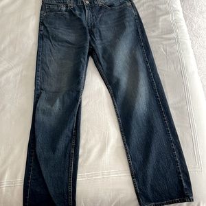 Mens 505 Levi’s blue jeans. In good condition. W 36 L 32.